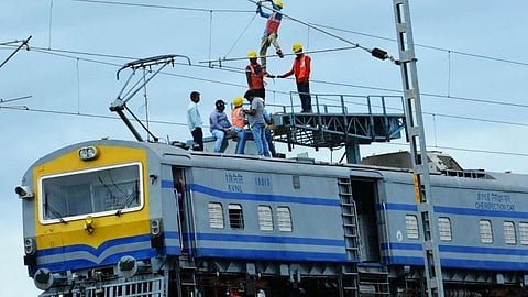 100% மின்மயமாக்கலை நெருங்கும் இந்திய ரயில்வே - இன்னும் 269 கி.மீ. மட்டுமே நிலுவை