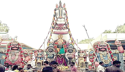 பில்லி, சூனியம் களையும் மடப்புரம் பத்ரகாளியம்மன்