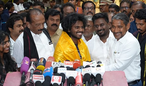 லண்டனில் சிம்பொனி சாதனை: லிடியன் நாதஸ்வரத்துக்கு உற்சாக வரவேற்பு!