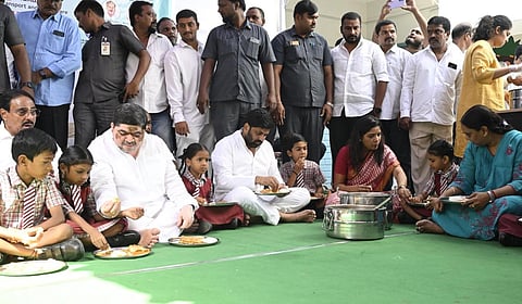 தெலங்கானா அரசுப் பள்ளிகளில் காலை உணவுத் திட்டம் தொடக்கம்