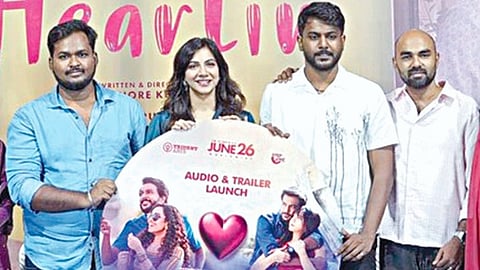 ‘ஹார்ட்டின்’ படத்தில் 2 வெவ்வேறு உலகம்