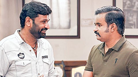 செல்வராகவனுடன் லவ் ஓ லவ் பட இயக்குநார் மகேஷ் ராஜேந்திரன்