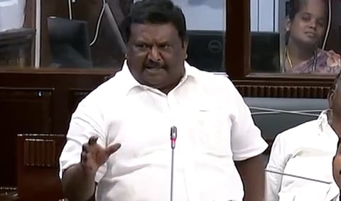 ஆளுநர் உரையின்போது தேசிய கீதம் 2 முறை பாடப்பட்டது ஏன்? - அமைச்சர்களுடன் திமுக எம்எல்ஏக்கள் காரசார விவாதம்
