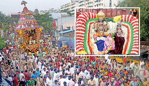 இரவீஸ்வரர் கோயில் தேரோட்டம் கோலாகலம்: ஆயிரக்கணக்கான பக்தர்கள் சுவாமி தரிசனம்