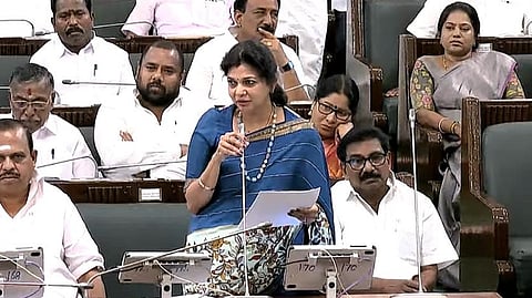 “பயிர்க் கடன்களை முழுமையாக தள்ளுபடி செய்க” - பேரவையில் சவுமியா அன்புமணி வலியுறுத்தல்