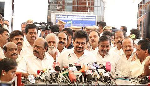 “சட்டப்பேரவையில் விசில் அடிக்கிறார்கள்; 10 ரீல்ஸ் தேறும்” - முதல்வர் விஜய்க்கு உதயநிதி கண்டனம்