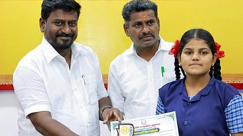 இருமொழிக் கொள்கையை விட்டுக்கொடுக்காமல் மத்திய அரசிடம் நிதி பெறுவோம்: அமைச்சர் ராஜ்மோகன் உறுதி
