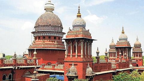 சொத்துக் குவிப்பு வழக்கிலிருந்து விடுவிப்பு: முன்னாள் அமைச்சருக்கு எதிரான மறு ஆய்வு மனு தள்ளுபடி