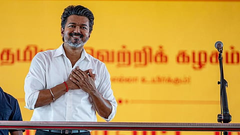 ஜூலை 2-வது வாரத்தில் முதல்வர் விஜய் கரூர் வருகை: உயிரிழந்த 41 பேர் குடும்பத்தை சந்திக்கிறார்