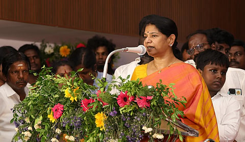 “அறவழி போராட்டத்துக்கு அனுமதி மறுப்பதா?” - தவெக அரசுக்கு கனிமொழி கண்டனம்