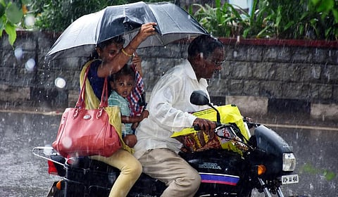 வானிலை முன்னறிவிப்பு: கோவை, நீலகிரிக்கு கனமழை வாய்ப்பு