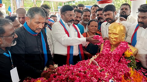 “எங்களை ஓரம் கட்டி, ஒதுக்கி வைத்து பார்த்தாலும் நாங்களே மையம்” - திருமாவளன் பேச்சு