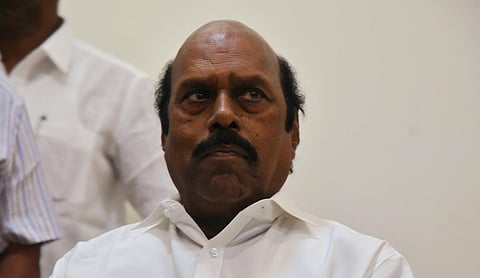 ரூ.3.23 கோடி மோசடி புகார்: முன்னாள் அமைச்சர் எ.வ.வேலுவுக்கு லஞ்ச ஒழிப்பு போலீஸார் சம்மன்