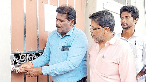 அமோனியா வாயுக் கசிவால் 18 பேரின் உயிரிழப்புக்கு காரணமான கன்னிகைப்பேர் தனியார் நிறுவனத்துக்கு ‘சீல்’