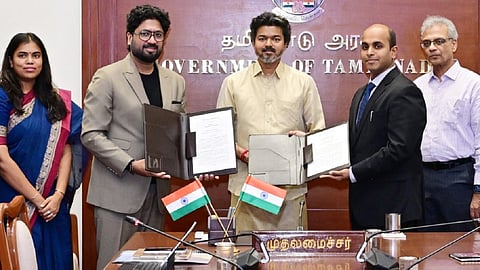 நெல்லையில் ரூ.15,037 கோடி முதலீட்டில் ஆலை: முதல்வர் விஜய் முன்னிலையில் விக்ரம் சோலார் குழுமம் ஒப்பந்தம்