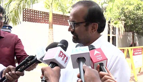 புதிய ரேஷன் அட்டை ஓரிரு வாரங்களில் விநியோகம்: அமைச்சர் வெங்கடரமணன் தகவல்
