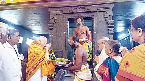 கன்னியாகுமரி கோயில்களில் ஆர்எஸ்எஸ் தலைவர் தரிசனம்