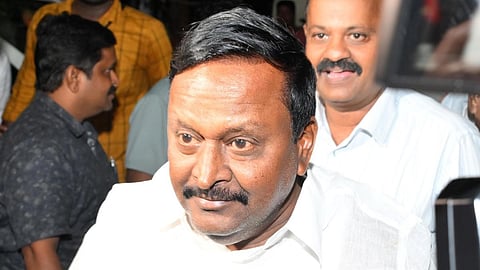 மன்னார்குடி எம்எல்ஏ காமராஜை தகுதி நீக்கம் செய்ய வேண்டும்: சட்டப்பேரவை தலைவரிடம் அமமுக மனு