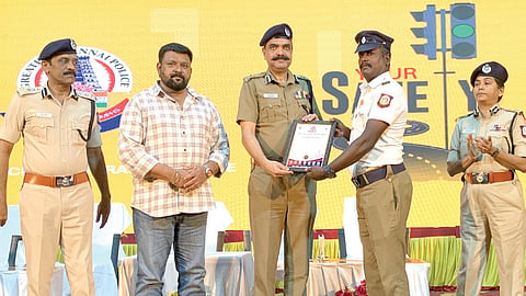| படம்: எல்.சீனிவாசன் |