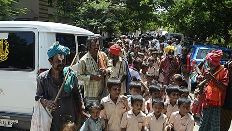 பழங்குடியினர் பட்டியலில் குழப்பங்கள் தீரட்டும்