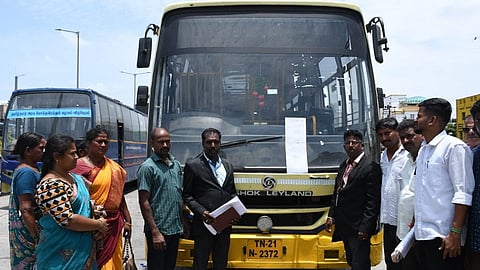 தமிழக அரசின் 14 பேருந்துகளை ஜப்தி செய்ய புதுச்சேரி நீதிமன்றம் உத்தரவு