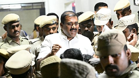 திமுக எம்எல்ஏ மார்க்கண்டேயனுக்கு உயர் நீதிமன்றம் நிபந்தனை ஜாமீன்