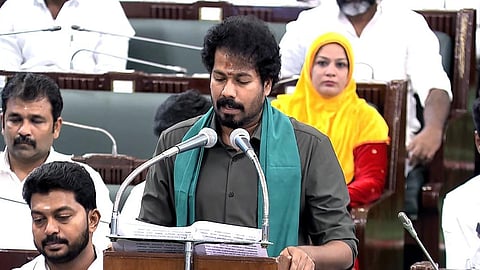 வேளாண் பட்ஜெட்டில் முதல்வரின் புகழ்பாடிய அமைச்சர் வினோத்: திமுக கண்டனமும், சபாநாயகர் அறிவுரையும்