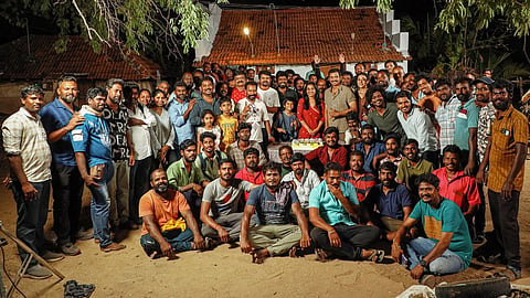 தொடங்கிய இடத்திலேயே படப்பிடிப்பை முடித்த ‘தகப்பன்’ குழு