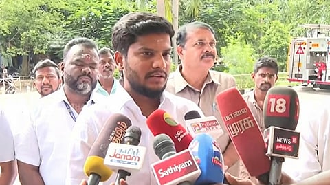 அமைச்சர் ரமேஷ்