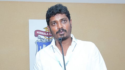 அமைச்சர் விக்னேஷ்