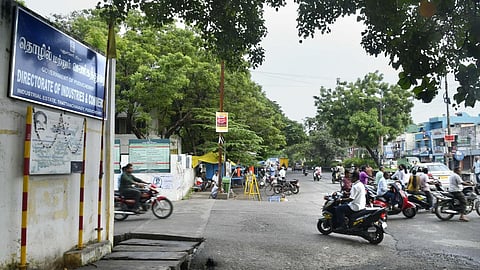 புதுச்சேரியின் தட்டாஞ்சாவடி உட்பட 5 தொகுதிகளில் இடைத்தேர்தல்