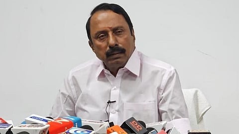 மற்ற மாநிலங்களை விட மின்வெட்டு குறைவு: அமைச்சர் செங்கோட்டையன் கருத்து