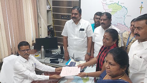 திமுக வேட்பாளர் சுகன்யா வேட்புமனு தாக்கல்