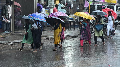 இன்று நீலகிரி, கோவை உள்ளிட்ட 6 மாவட்டங்களில் கனமழை