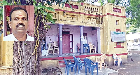 ஸ்ரீரங்கம் கோயிலுக்குச் சொந்தமான ரூ.50 கோடி மதிப்புடைய பங்களாவுடன் கூடிய இடம். உள்படம்: ராம்குமார்