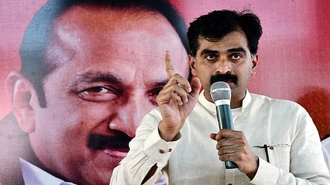 “ஸ்டாலின், உதயநிதியை வைத்துக் கொண்டு அரசியல் செய்ய முடியாது எனக் கூறியவர் நேரு” - துரை வைகோ