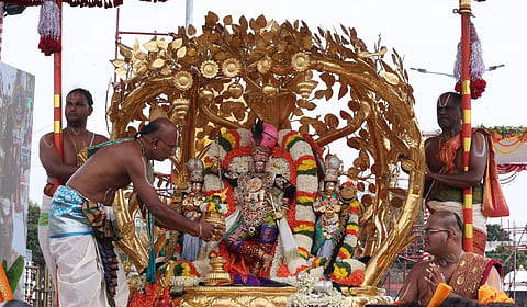 திருப்பதி பிரம்மோற்சவம் 4-ம் நாள் விழா: கற்பக விருட்ச வாகனத்தில் மலையப்பர் பவனி
