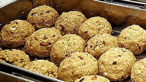 திருப்பதி லட்டு பிரசாதம்