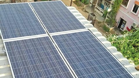 தமிழகத்தில் ‘வீட்டு மேற்கூரை சோலார் பேனல் மானியத் திட்டம்’ தொடக்கம்