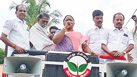 மதுராந்தகம் தொகுதியில் அதிமுக, திமுக, தவெக உள்ளிட்ட கட்சிகளின் வேட்பாளர்கள் தீவிர வாக்கு சேகரிப்பு