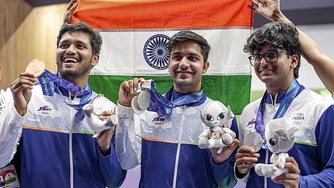 ஆசிய விளையாட்டு போட்டி: துப்பாக்கி சுடுதலில் இந்தியாவுக்கு மேலும் 2 வெள்ளி