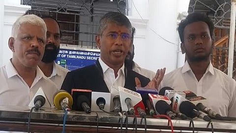 திமுகவினர் பணப்பட்டுவாடா, வாக்காளர்களுக்கு மிரட்டல்: தலைமை தேர்தல் அதிகாரியிடம் தவெக புகார்