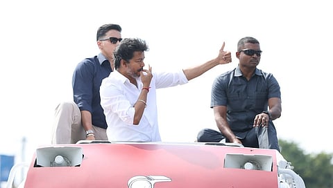 தாராபுரத்தில் இன்று விஜய் 30 கி.மீ. ‘ரோடு ஷோ’