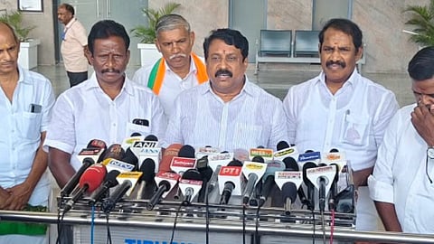 “சோனியா இத்தாலி தேசத்தவர் என்பதால் ராகுல் அச்சம்...” - நயினார் நாகேந்திரன்
