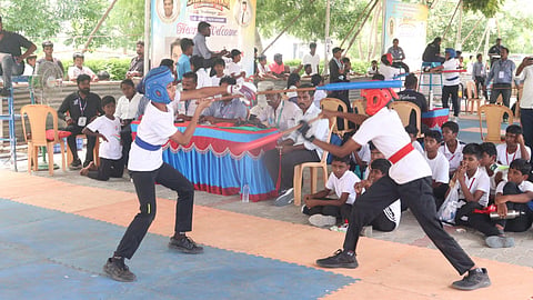 மாநில அளவிலான சிலம்பாட்ட போட்டி: சென்னை பெண்கள் அணிக்கு சாம்பியன் பட்டம்