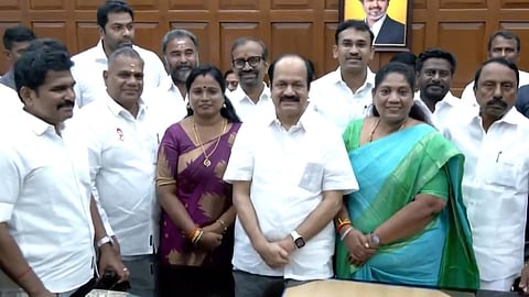 மதுராந்தகம், தாராபுரம் எம்எல்ஏக்கள் பதவியேற்பு: தவெக பலம் 109 ஆக உயர்வு