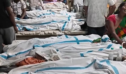 பிஹார் படகு விபத்தில் 11 பேர் உயிரிழப்பு