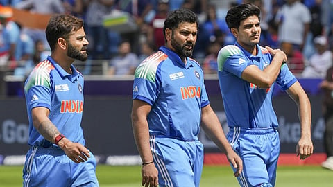 நியூஸிலாந்து தொடருக்கான இந்திய ஒருநாள், டெஸ்ட் கிரிக்கெட் அணி அறிவிப்பு