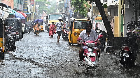 சென்னை, கோவை, திருச்சி உள்ளிட்ட 17 மாவட்டங்களில் கனமழை வாய்ப்பு | வானிலை முன்னறிவிப்பு