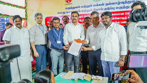 ‘நாட்டிலேயே முதல்முறையாக டெங்கு தடுப்பூசி கடையநல்லூரில் அறிமுகம்’ - அமைச்சர் அருண்ராஜ் தகவல்